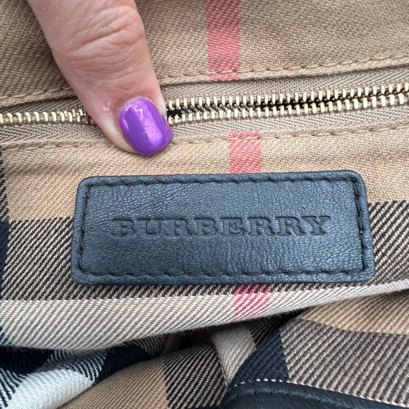 BURBERRY Calfskin House Check Salisbury Tote - Picture 7 of 10